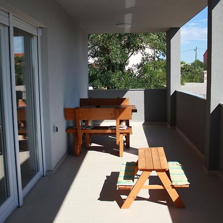 Appartement Milwe à Ražanac Extérieur photo