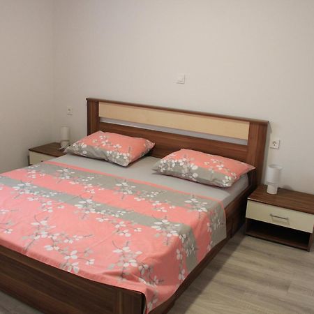 Appartement Milwe à Ražanac Extérieur photo
